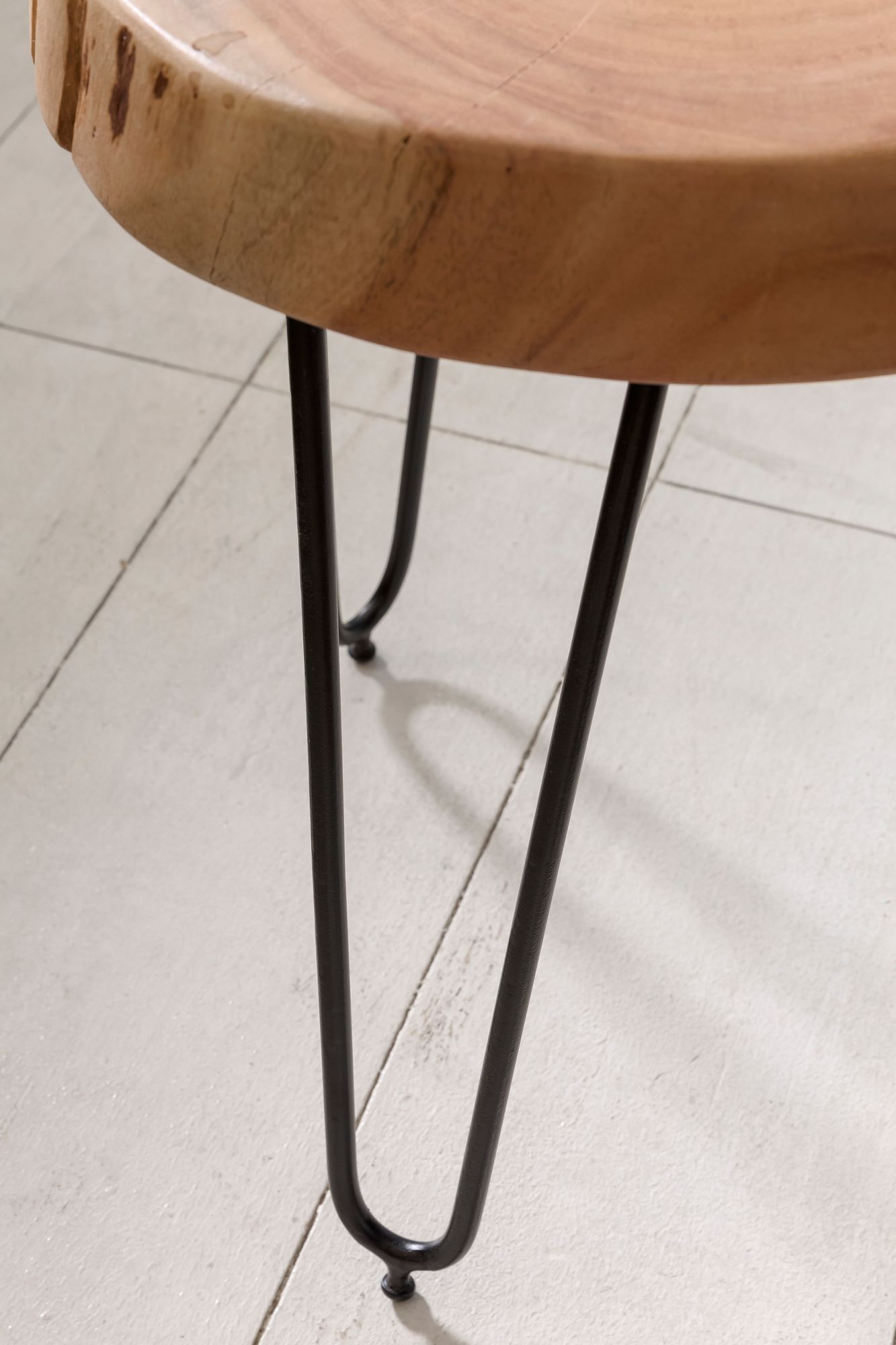 38561-Wohnling-Massivholz-Akazie-Beistelltisch-BA_6.jpg
