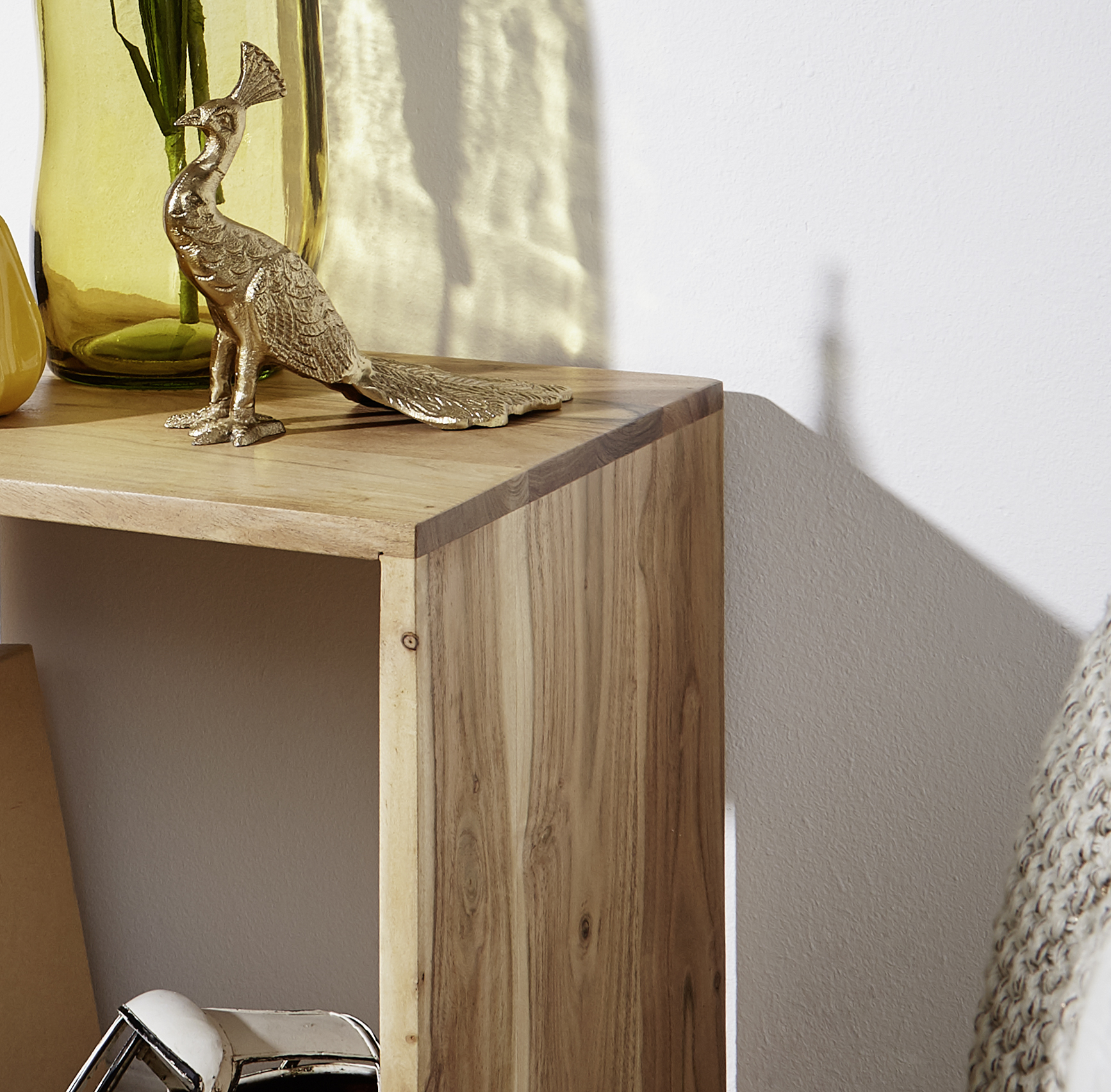 38572-WOHNLING-Standregal-MUMBAI-Massivholz-Akazie-43-5-cm-Cube-Regal-Design-Holzregal-Naturprodukt-Beistelltisch-Landhaus-Stil-Wuerfel--Wuerfelregal--Tisch--Couchtisch--Regal--Buecherr_3.jpg