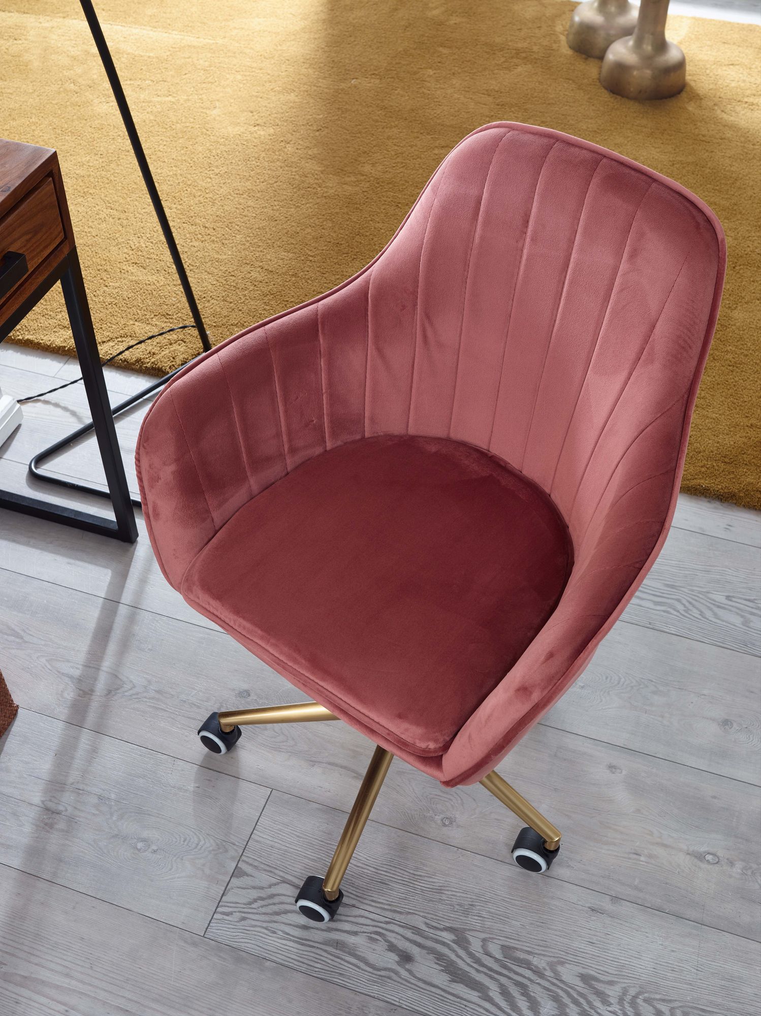 57499-Amstyle-Schreibtischstuhl-Samt-Rosa---Design-Drehstuhl-mit-Lehne---Arbeitsstuhl-mit-120-kg-Maximalbelastung---Schalenstuhl-mit-Rollen---Stuhl-drehbar-SPM1-431-SPM1-431_3.jpg