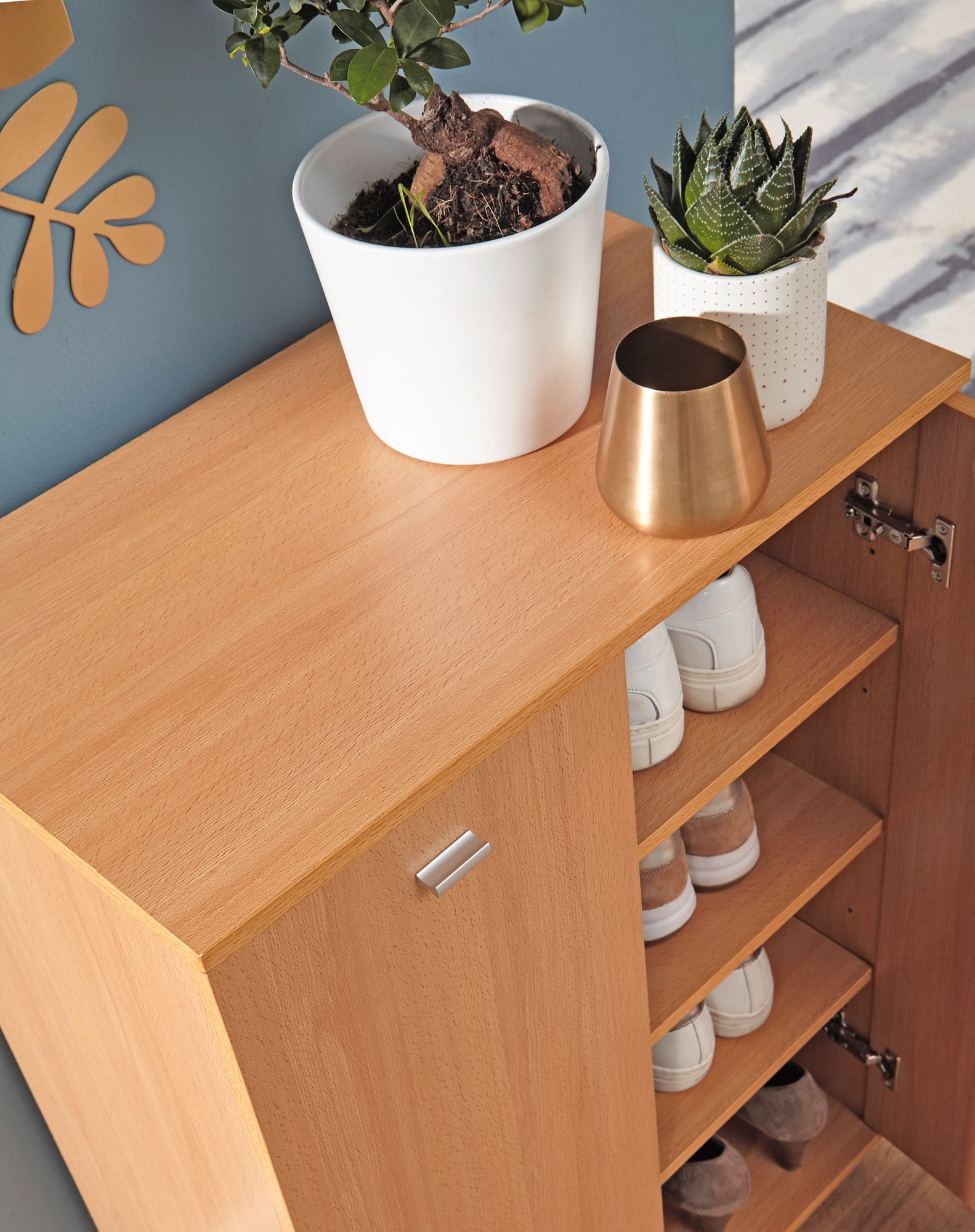 38334-WOHNLING-Design-Schuhschrank-TAJA-modern-Holz-Buche-12-Paar-Schuhe-4-Faecher-2-Tueren---Schuhregal-60-x-90-x-35-cm-platzsparend---Schuhkommode-Flurschrank-mit-Ablage--60-cm-flur-k_4.jpg