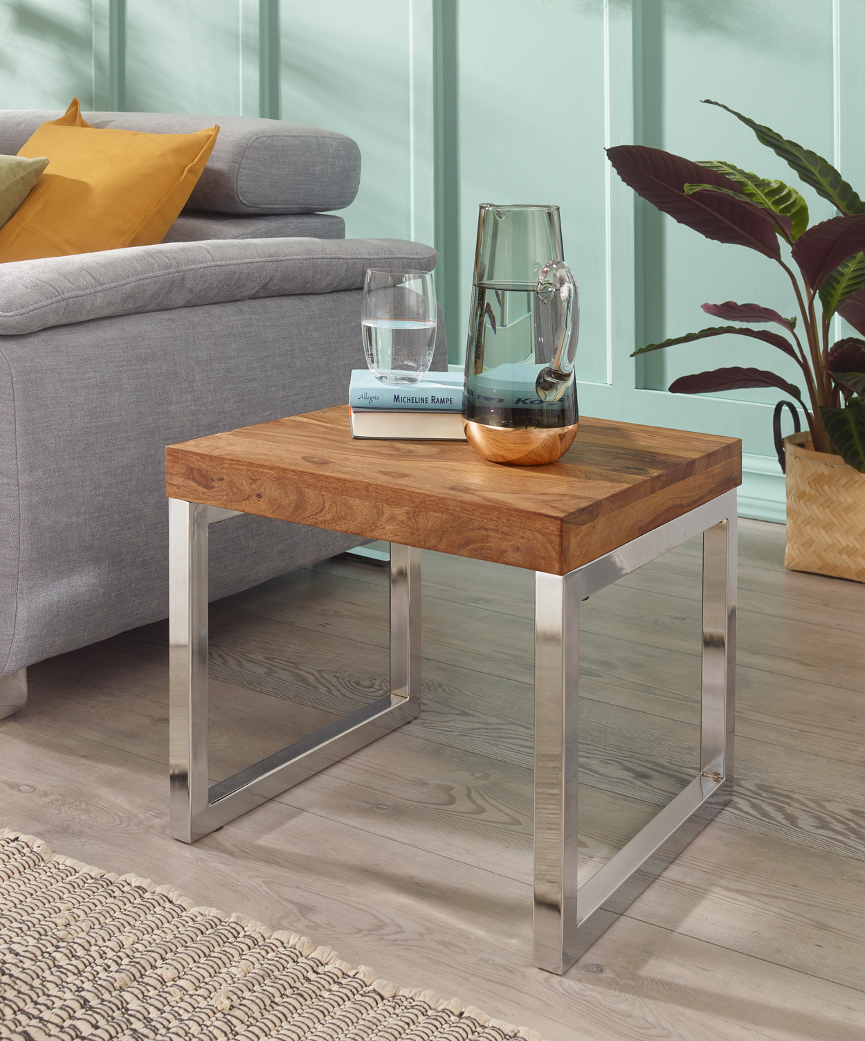 34320-WOHNLING-Beistelltisch-GUNA-Massiv-Holz-She_1.jpg