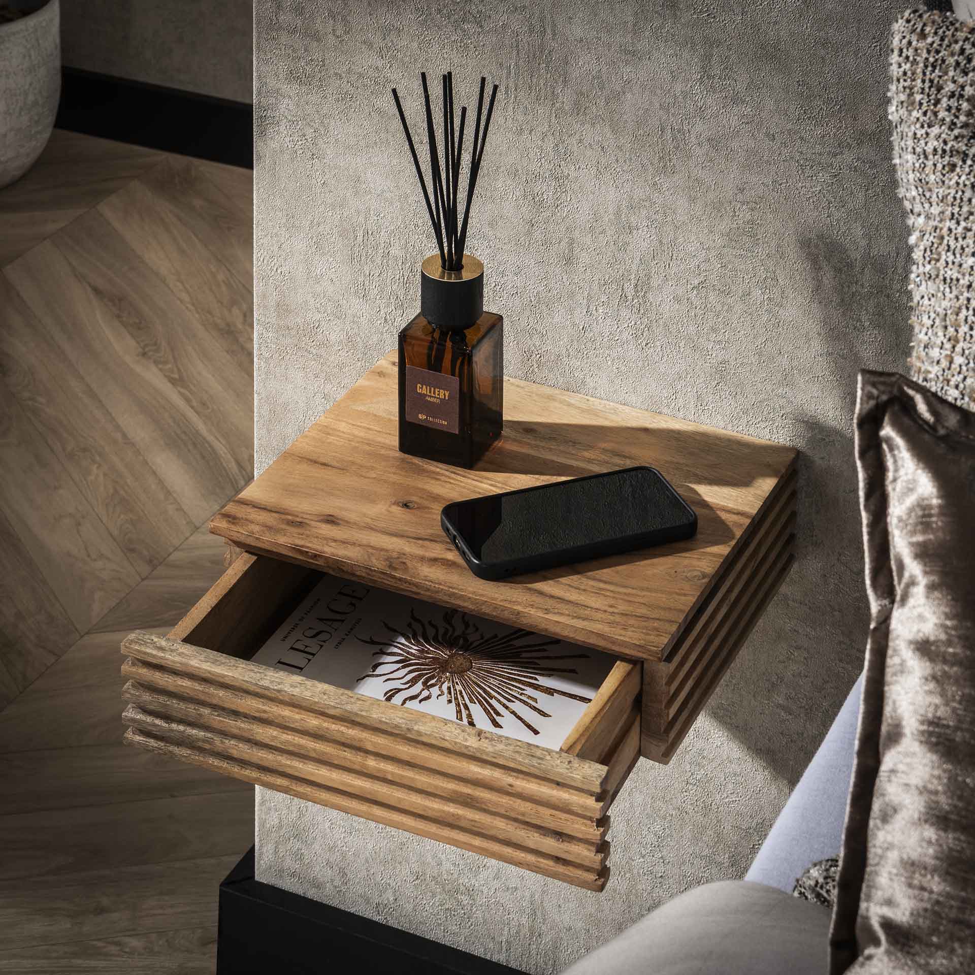 Home Designs Nachttisch 30 cm breite 'Layer XS' 2 er Set – Elegantes Design in Akazienholz