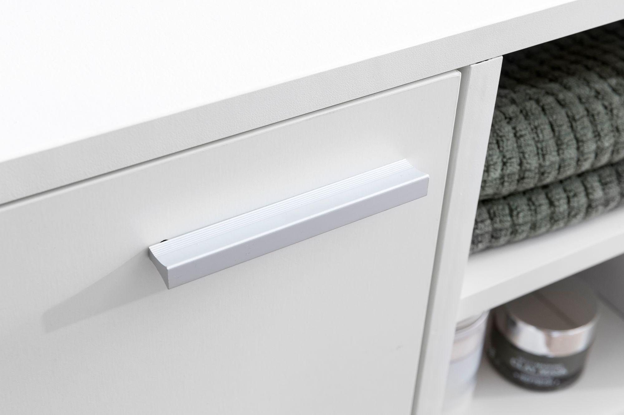 46054-WOHNLING-Waschbeckenunterschrank-Georg-Weis_8.jpg