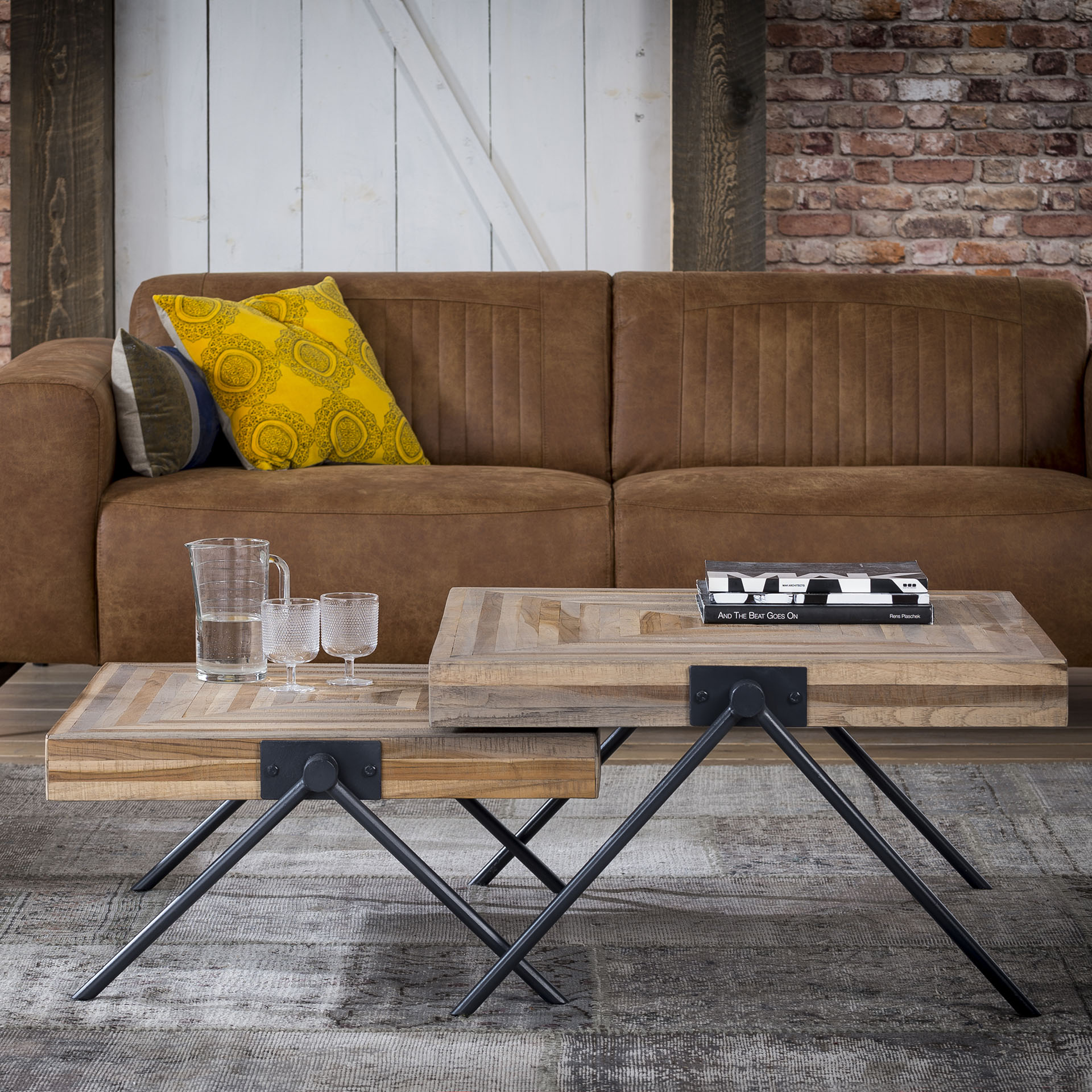 Design Couchtisch Lodge 70x70cm Teakholz Quadratisch