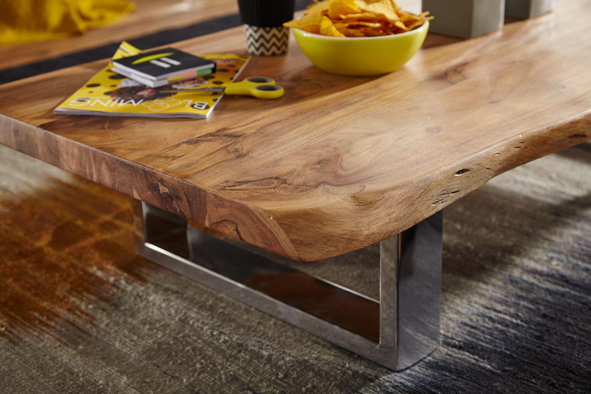 46336-WOHNLING-Couchtisch-115x60x25-cm-Akazie-mit_3.jpg