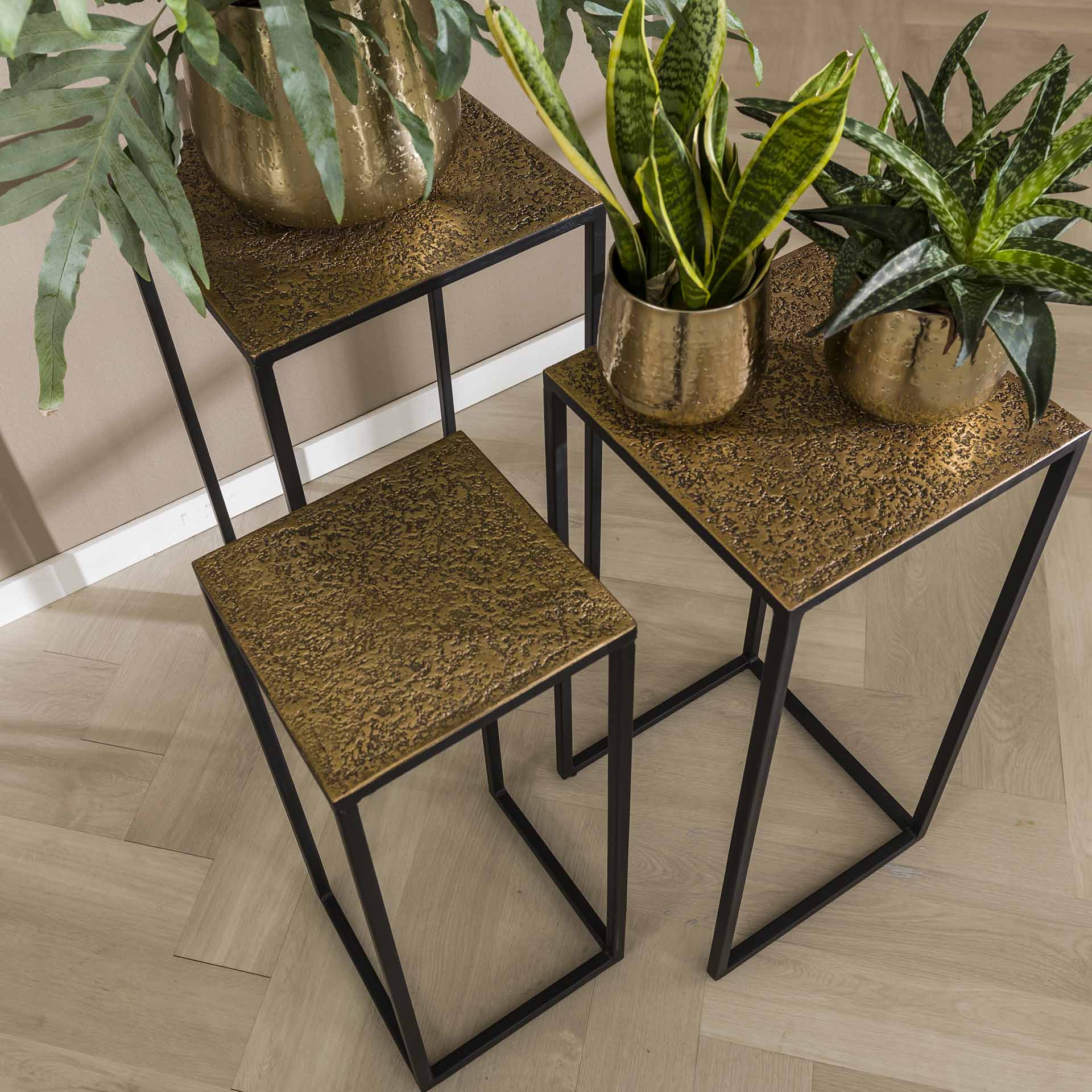 HOME-DESIGNS Beistelltisch 4er Set LION schwarz Gold Metall
