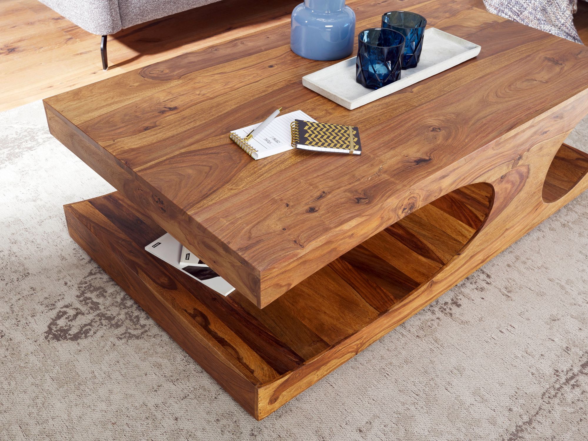 38523-WOHNLING-Couchtisch-BOHA-Massiv-Holz-Sheesh_4.jpg