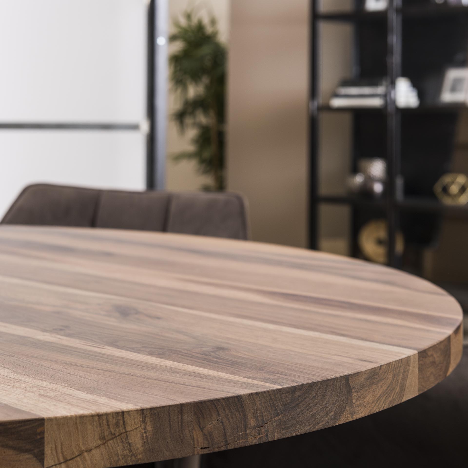 Esszimmertisch Rund 120 cm Daytona schwarz Naturnussbaum Massivholz / Metall