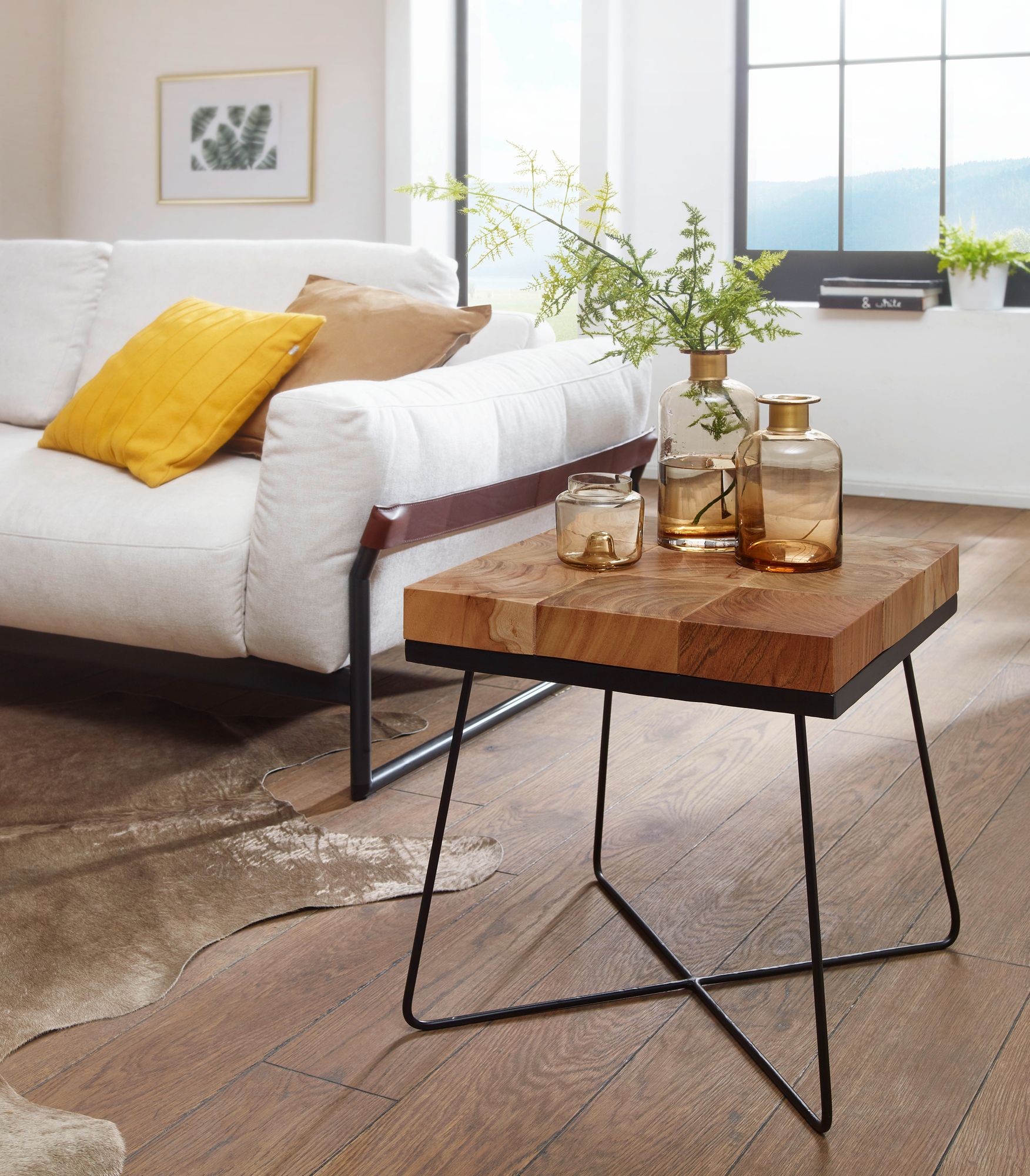 45929-WOHNLING-Beistelltisch-Akazie-45x45x51-cm_1.jpg