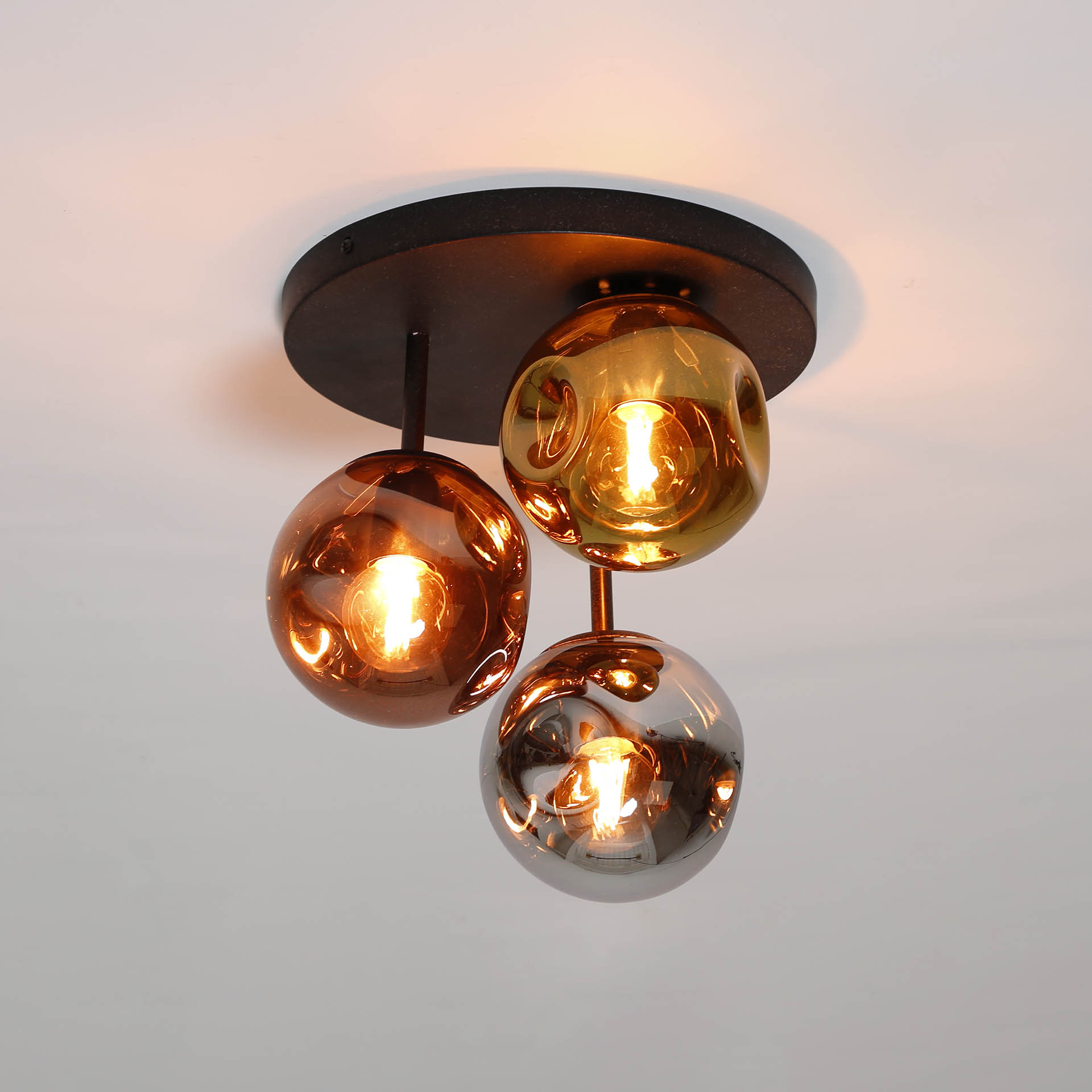 Home-Designs Deckenleuchte 'Stellar' – Eleganz und Vielseitigkeit
