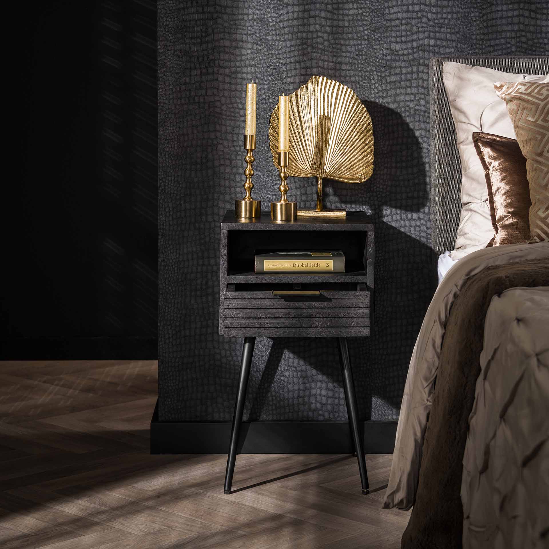 Home Designs Nachttisch 1L marina / Massiv mango schwarz