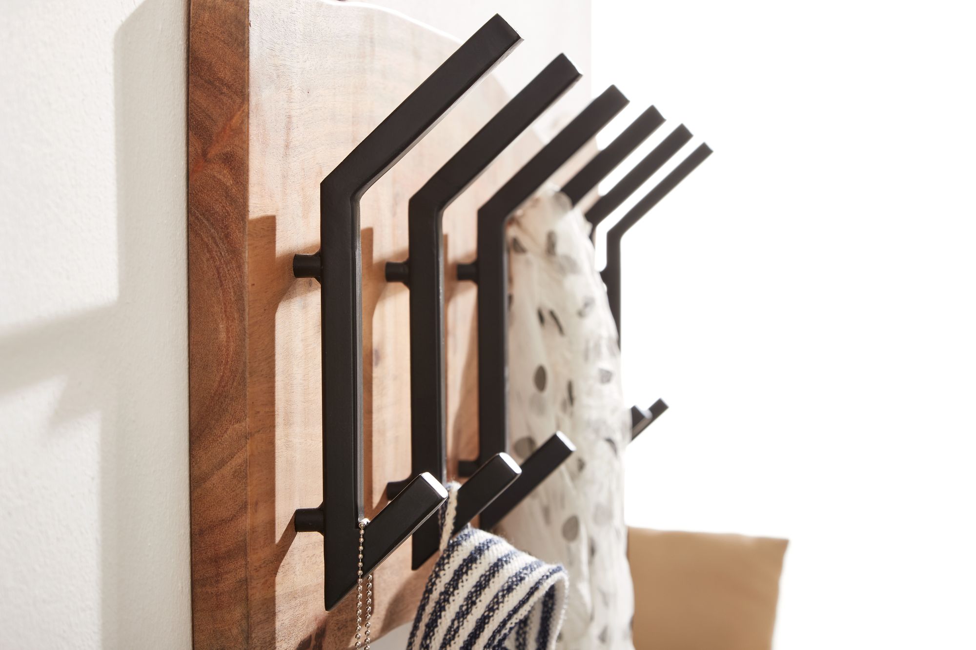 60529-Wohnling-Wandgarderobe-Akazie-100-X-12-X-30-cm-WL6-359-WL6-359_2.jpg