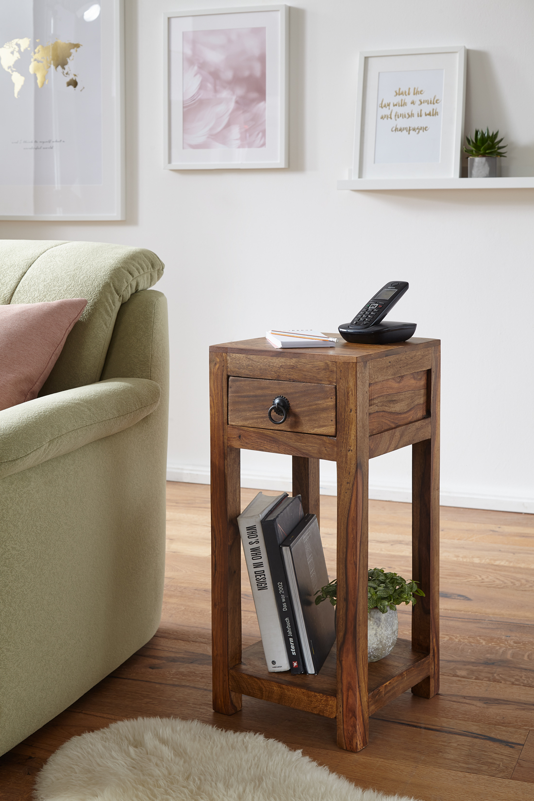 Beistelltisch MUMBAI Massiv-Holz Sheesham 68cm hoch Wohnzimmer-Tisch mit Schublade Design Landhaus-Stil Couchtisch