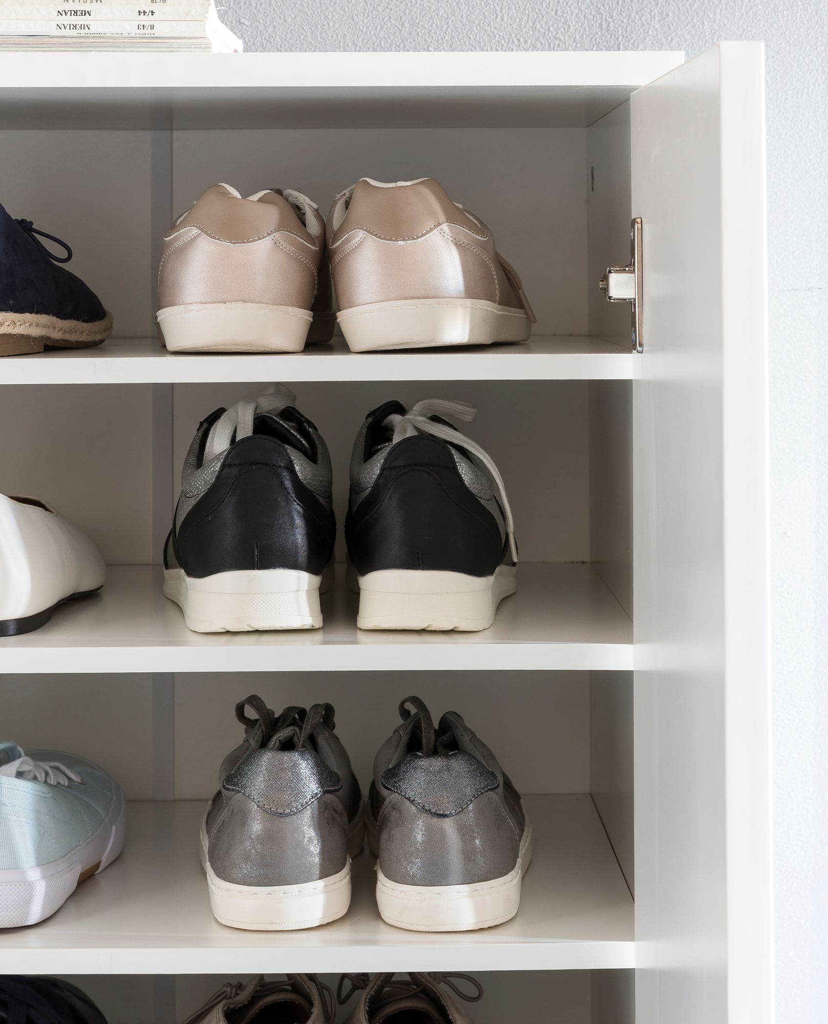 45763-WOHNLING-Schuhschrank-2tuerig_6.jpg