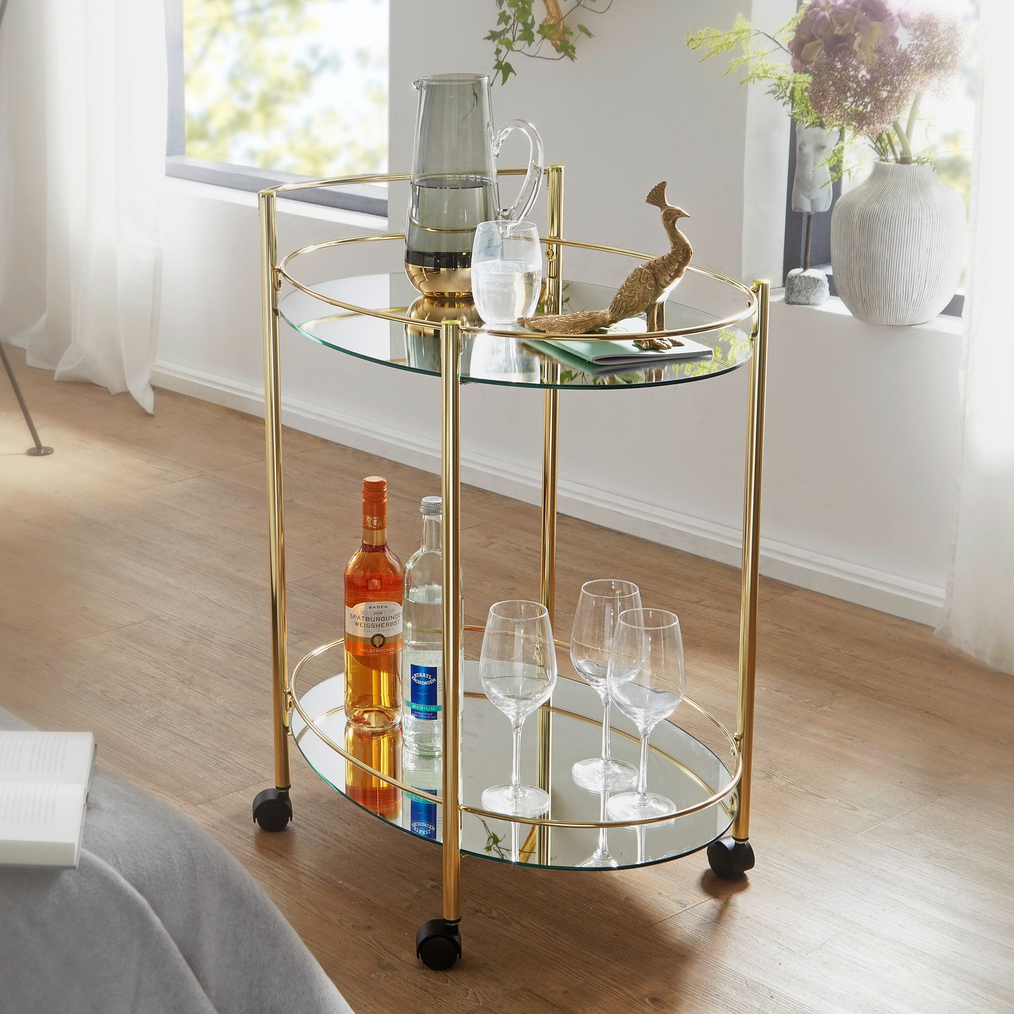 52228-WOHNLING-Design-Servierwagen-WL6-007-Gold--Teewagen----cm---Kuechenwagen-Metall-mit-Rollen---Rollwagen-mit-2-Etagen---Barwagen-rund-75-cm-hoch---Kuechentrolley-mit-Glasplatten-mod_1.jpg