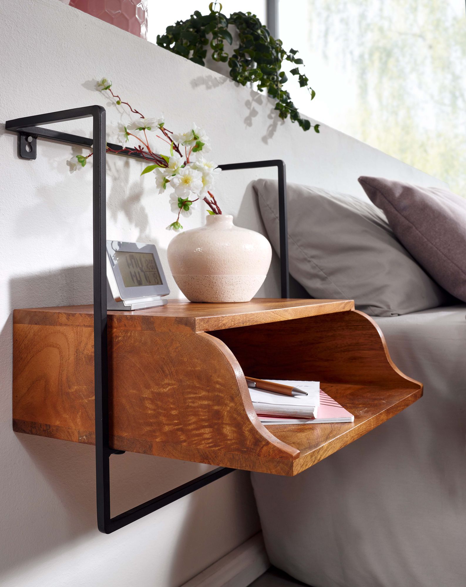 72603-Wohnling-Nachtkaestchen-haengend-44x35x45-cm-WL6-638-WL6-638_4.jpg