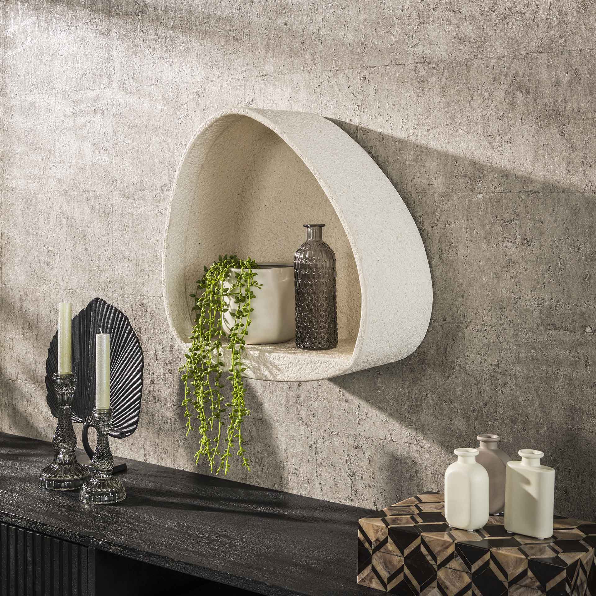 Home-Designs Dreieckiges Wandregal aus Marmorverbundstoff